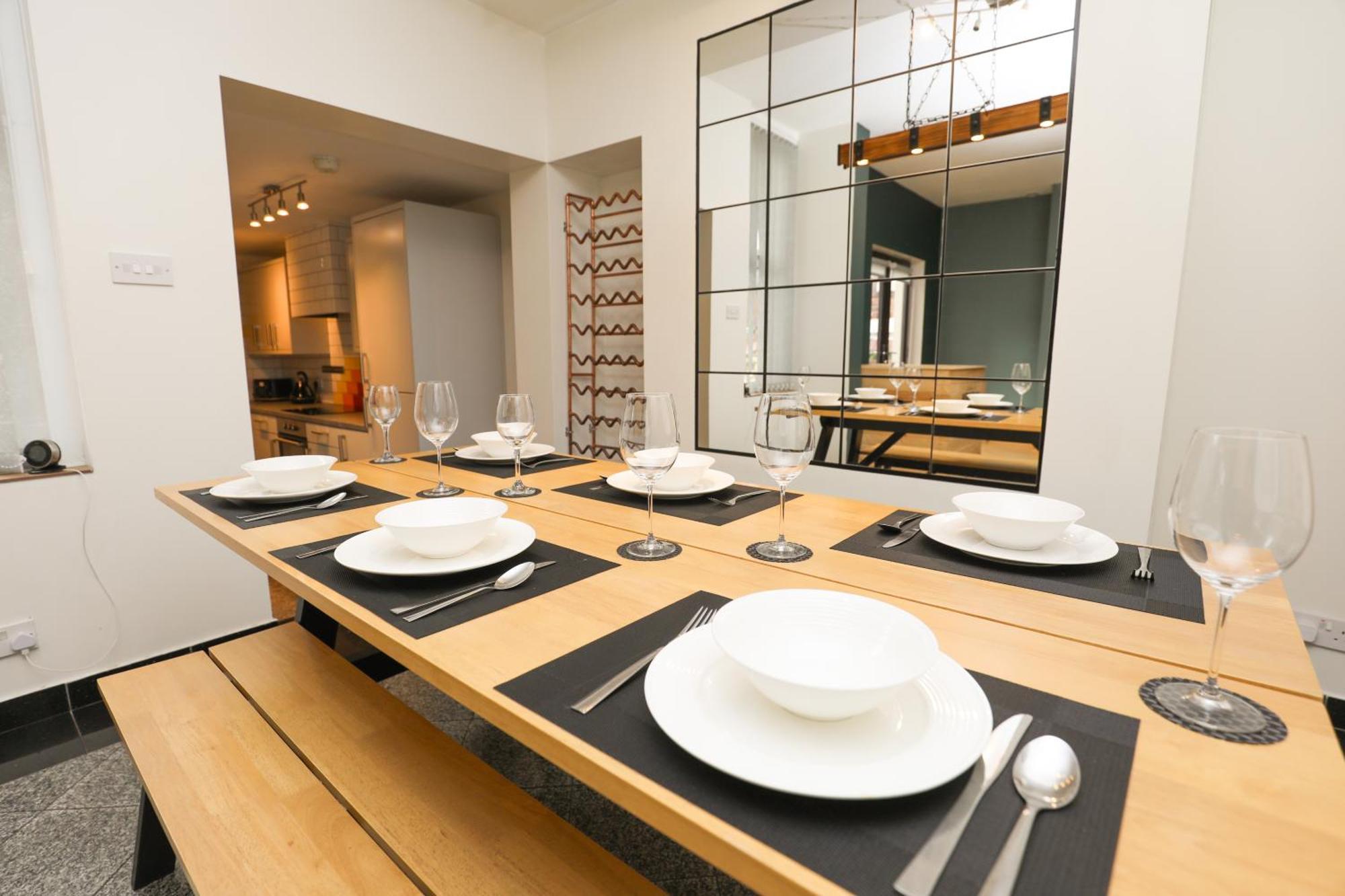 Anfield Luxe Retreat - Stylish Stay With Parking - Steps From Stadium - Short Drive To City Centre 利物浦 外观 照片